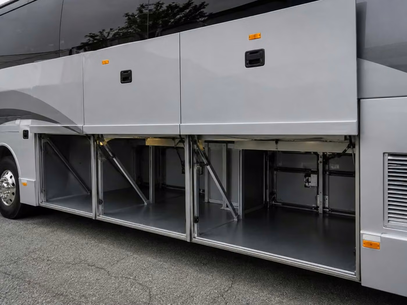 tucker 56 passenger charter bus luggage bays