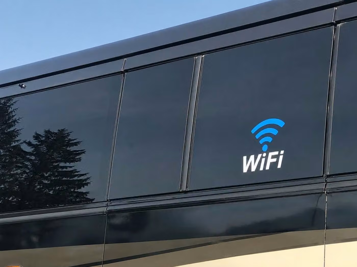 tucker 56 passenger charter bus wifi