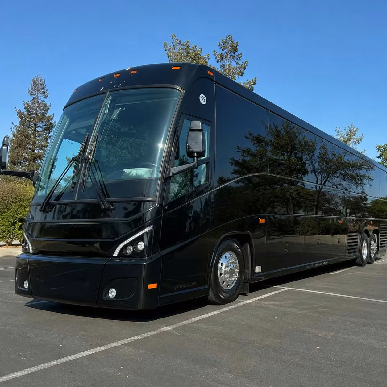 tucker long distance bus rentals for mission trips and volunteer events