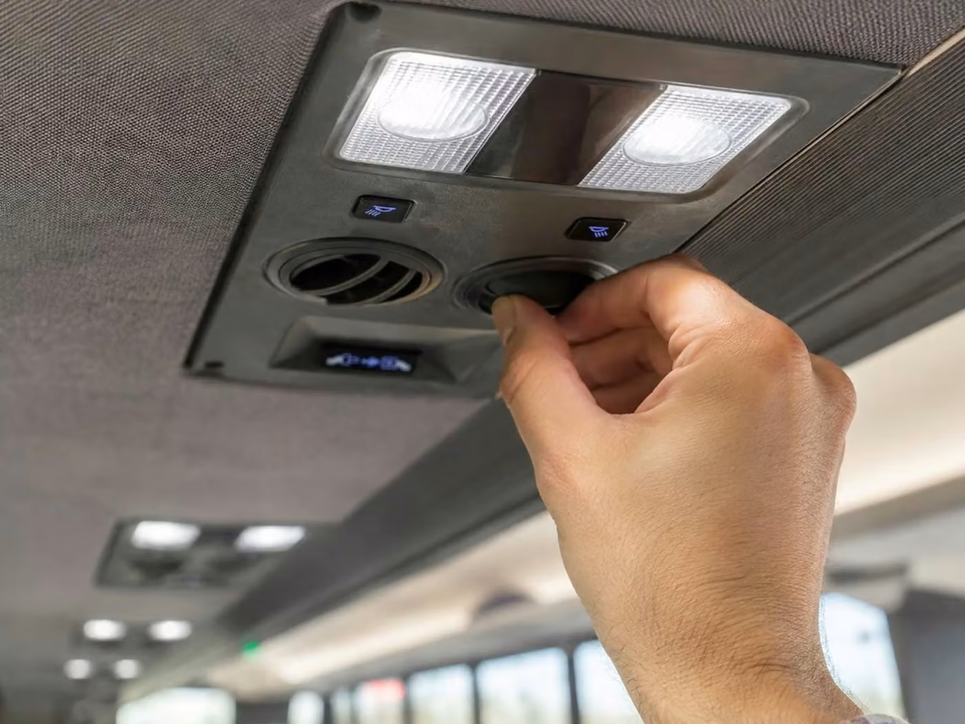 tucker sprinter van rental with driver climate control